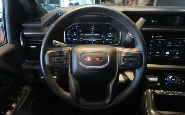 2025 GMC Sierra 2500HD 4WD Crew Cab 159" AT4X - 23025500 - 14