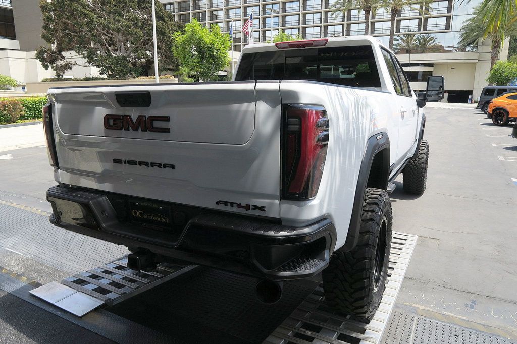 2025 GMC Sierra 2500HD 4WD Crew Cab 159" AT4X - 23025500 - 55