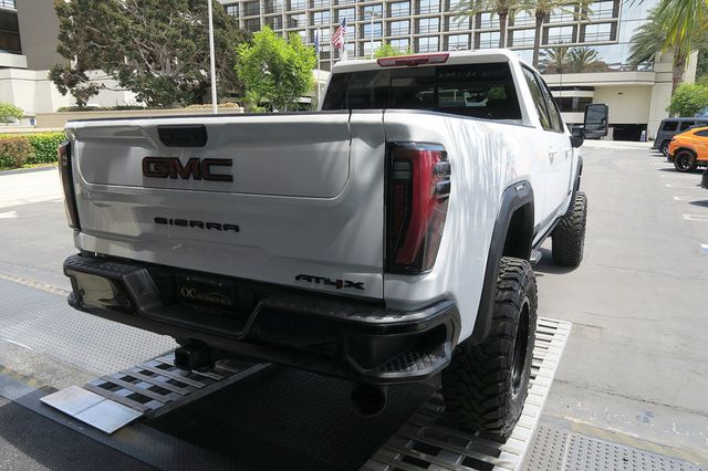 2025 GMC Sierra 2500HD 4WD Crew Cab 159" AT4X - 23025500 - 55
