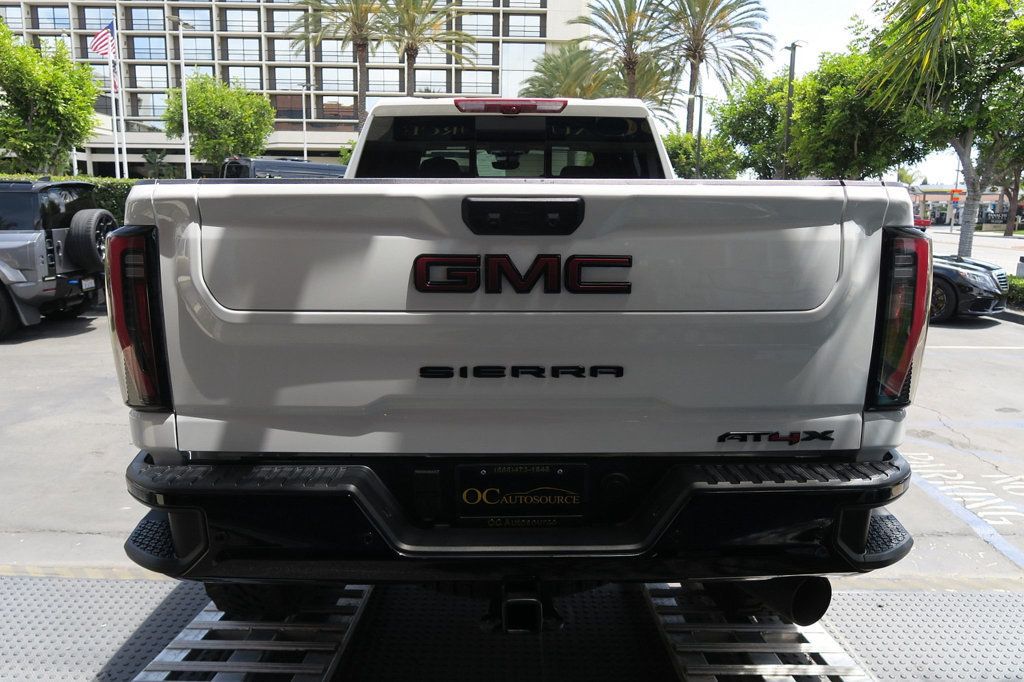 2025 GMC Sierra 2500HD 4WD Crew Cab 159" AT4X - 23025500 - 63