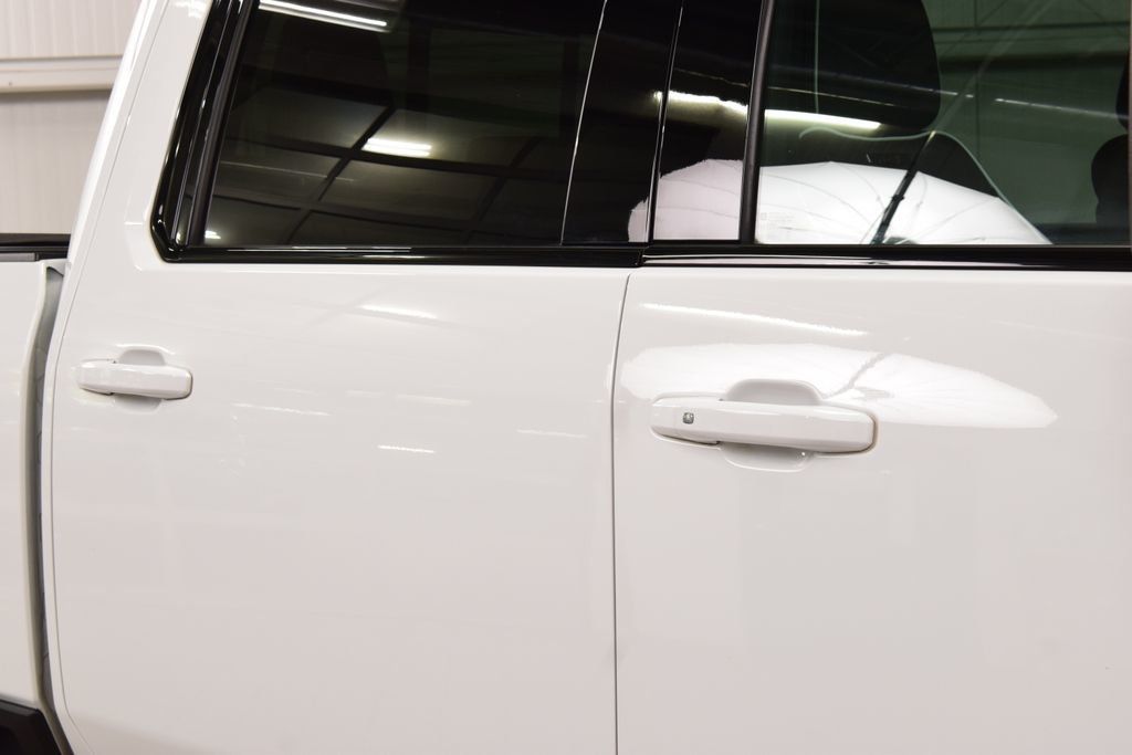 2025 GMC Sierra 2500HD 4WD Crew Cab 159" AT4X - 23081236 - 21