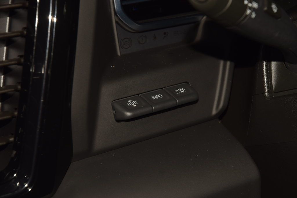 2025 GMC Sierra 2500HD 4WD Crew Cab 159" AT4X - 23081236 - 41