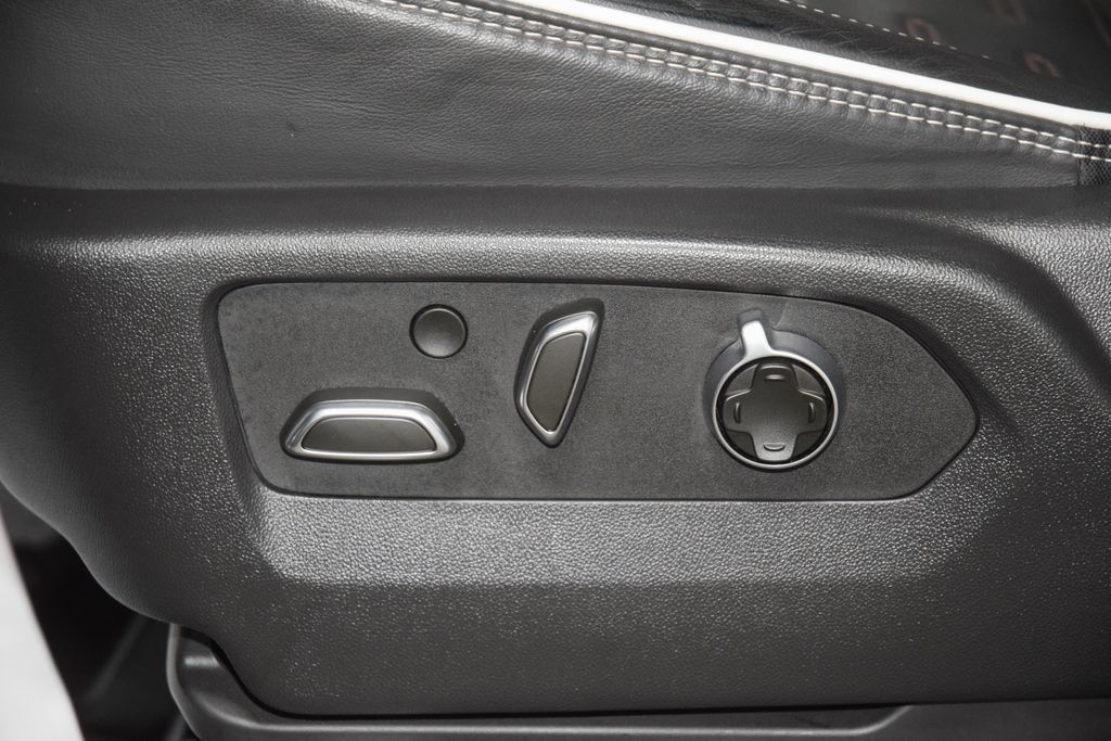 2025 GMC Sierra 2500HD 4WD Crew Cab 159" AT4X - 23081236 - 47