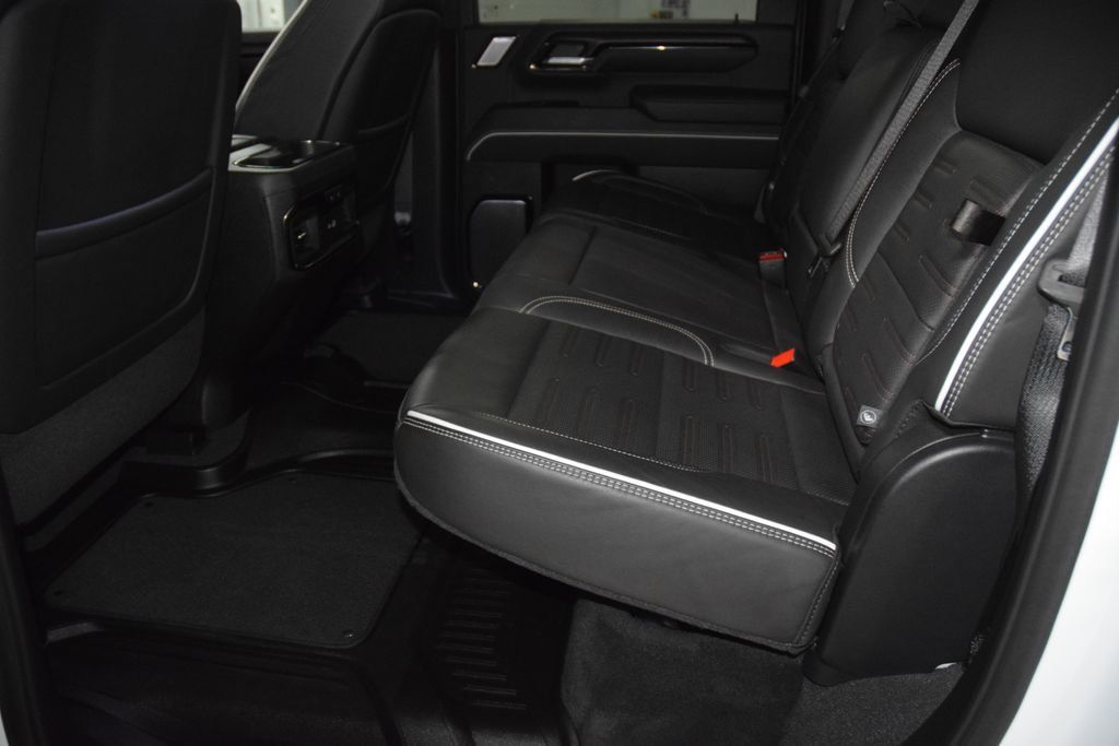 2025 GMC Sierra 2500HD 4WD Crew Cab 159" AT4X - 23081236 - 49