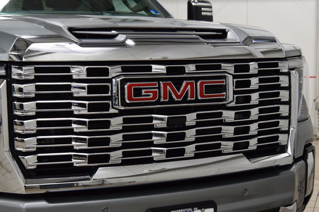 2025 GMC Sierra 2500HD 4WD Crew Cab 159" Denali - 23082028 - 10
