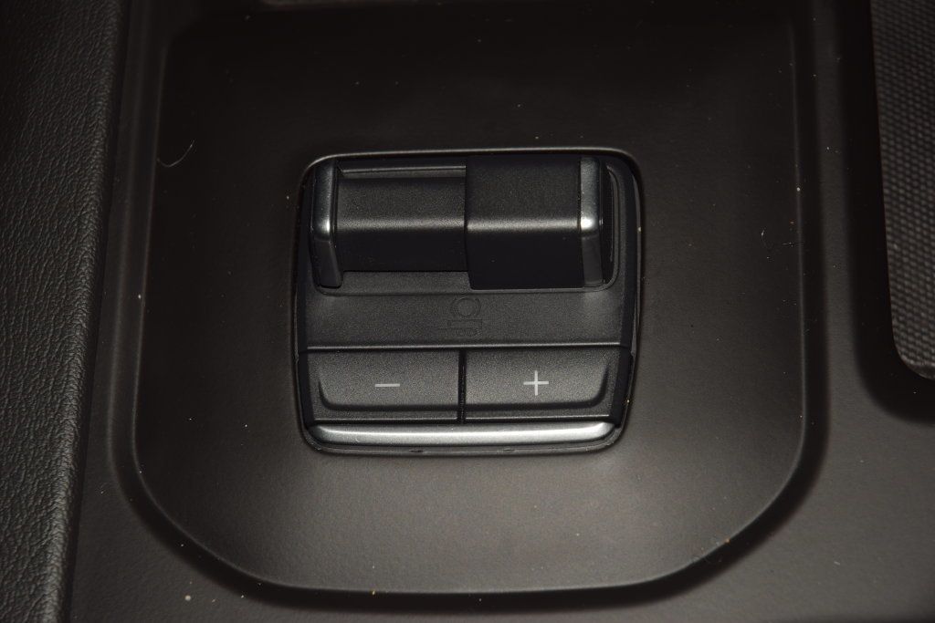 2025 GMC Sierra 2500HD 4WD Crew Cab 159" Denali - 23082028 - 37