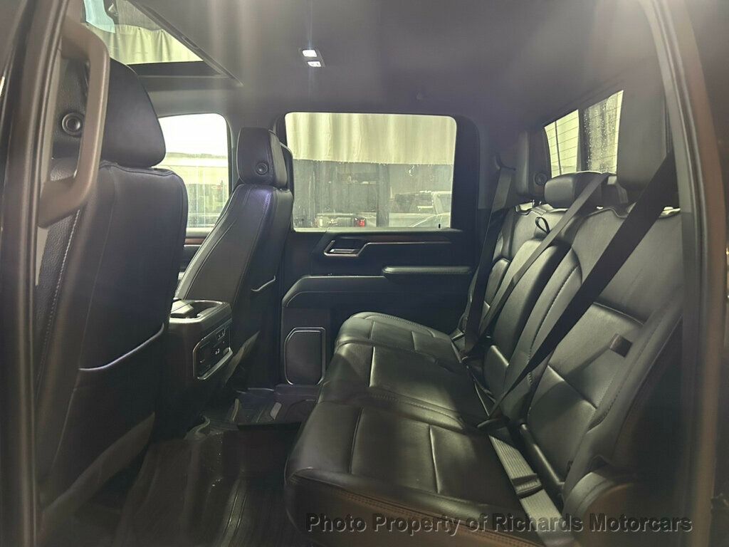 2025 GMC Sierra 2500HD 4WD Crew Cab 159" Denali - 23047980 - 17