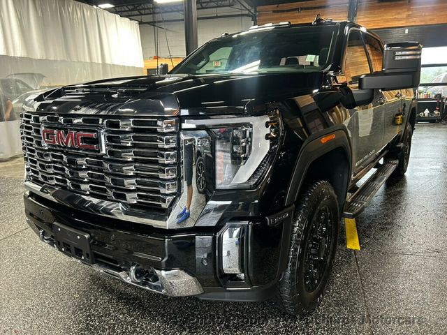 2025 GMC Sierra 2500HD 4WD Crew Cab 159" Denali - 23047980 - 4