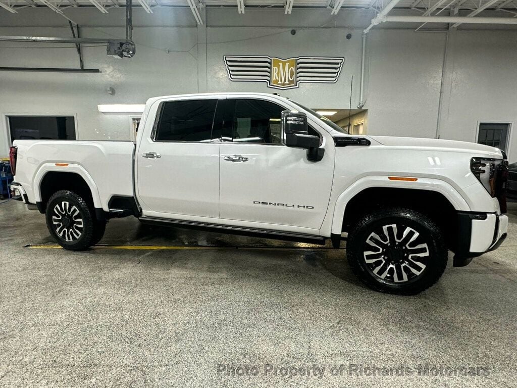 2025 GMC Sierra 2500HD 4WD Crew Cab 159" Denali Ultimate - 22790484 - 0