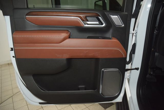 2025 GMC Sierra 2500HD Denali Ultimate - 23022166 - 46