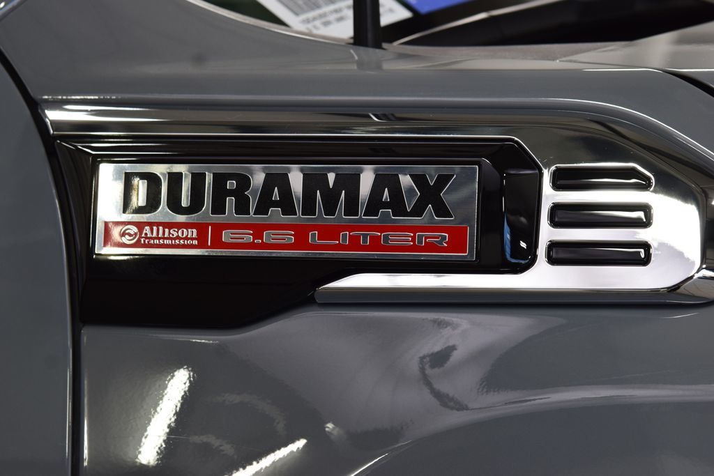 2025 GMC Sierra 3500HD 3500HD CREW * DURAMAX * 9' FLATBED * 1 OWNER - 22993558 - 9