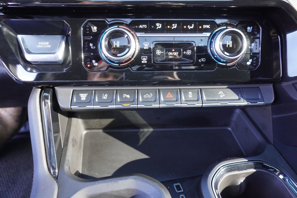 2025 GMC Sierra 3500HD AT4 - 22985222 - 43