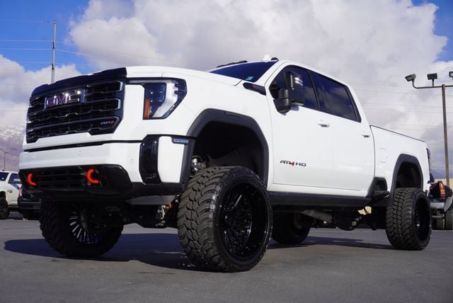 2025 GMC Sierra 3500HD AT4 - 22985222 - 5