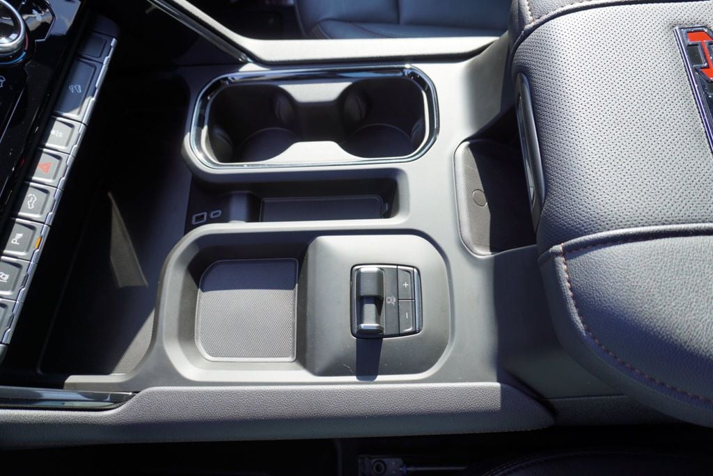 2025 GMC Sierra 3500HD AT4 HD - 22950501 - 44