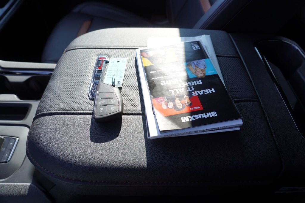 2025 GMC Sierra 3500HD AT4 HD - 22950501 - 49