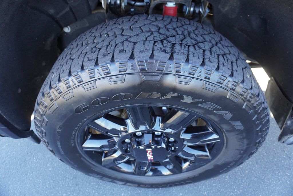 2025 GMC Sierra 3500HD AT4 HD - 22953620 - 18