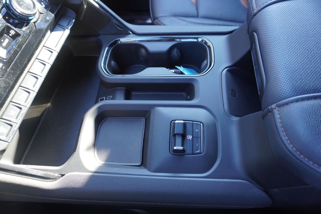 2025 GMC Sierra 3500HD AT4 HD - 22953620 - 46