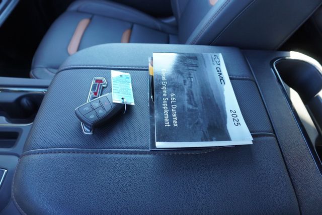 2025 GMC Sierra 3500HD AT4 HD - 22971385 - 49