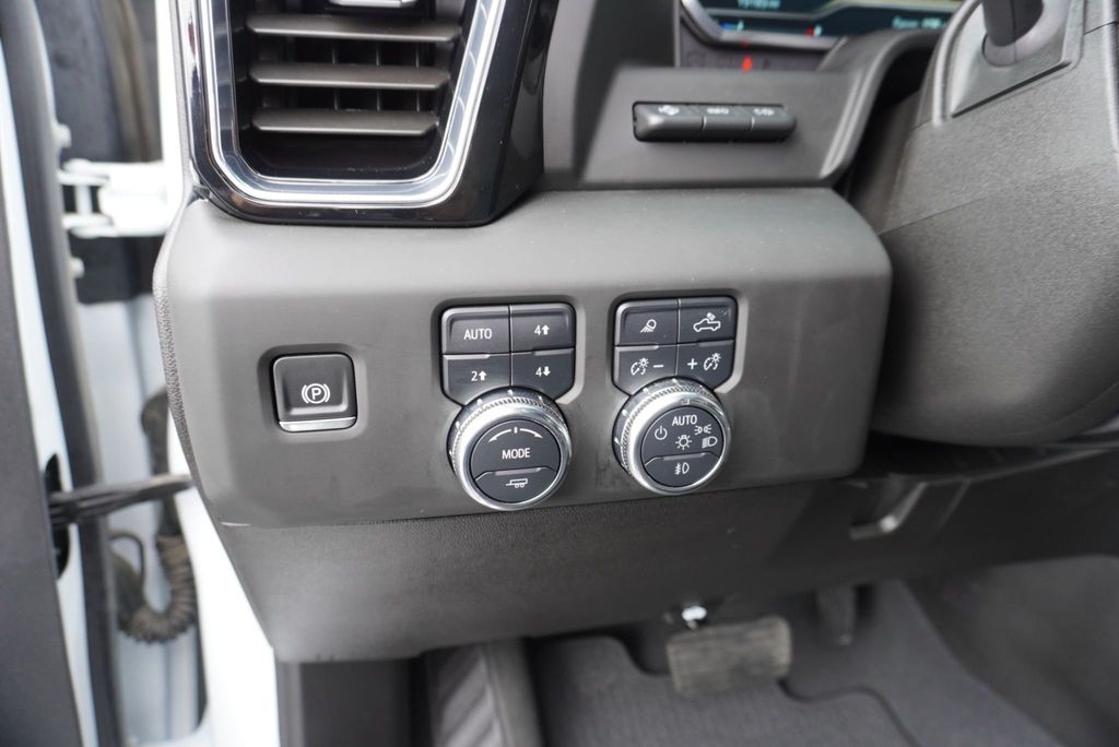 2025 GMC Sierra 3500HD DENALI HD - 22943214 - 32