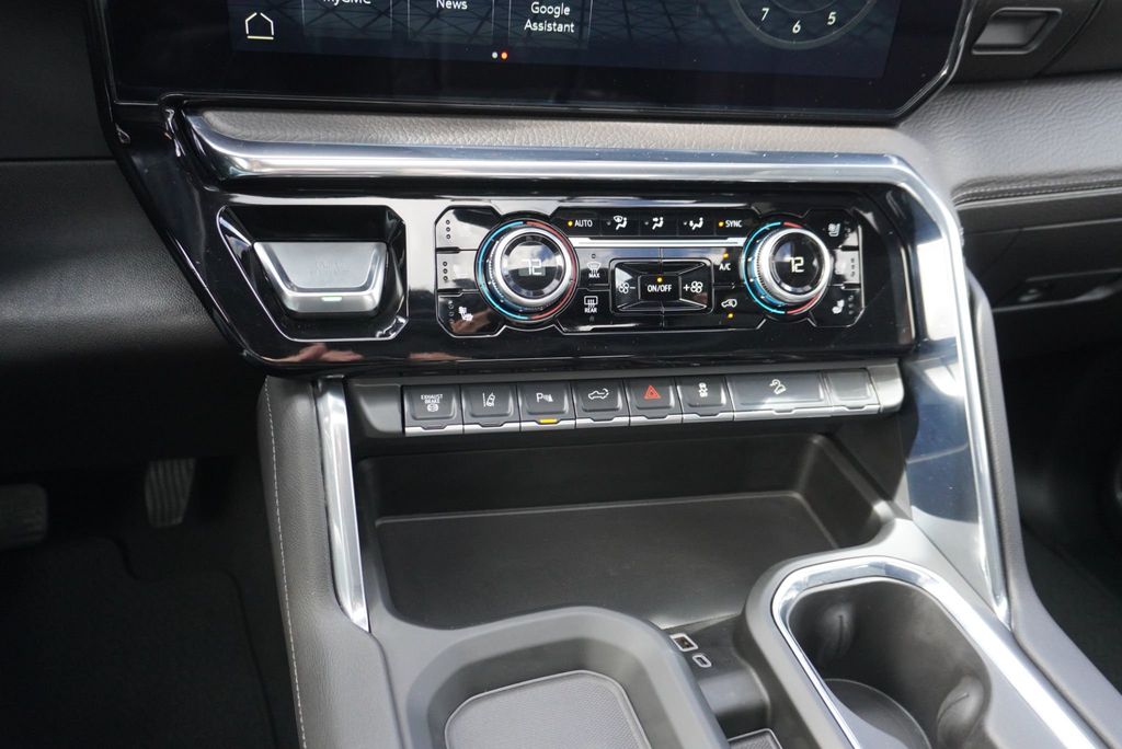 2025 GMC Sierra 3500HD DENALI HD - 22943214 - 44