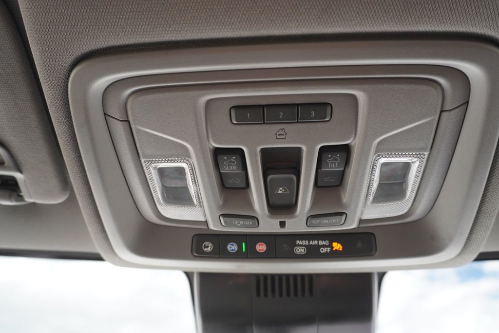 2025 GMC Sierra 3500HD DENALI HD - 22943214 - 47