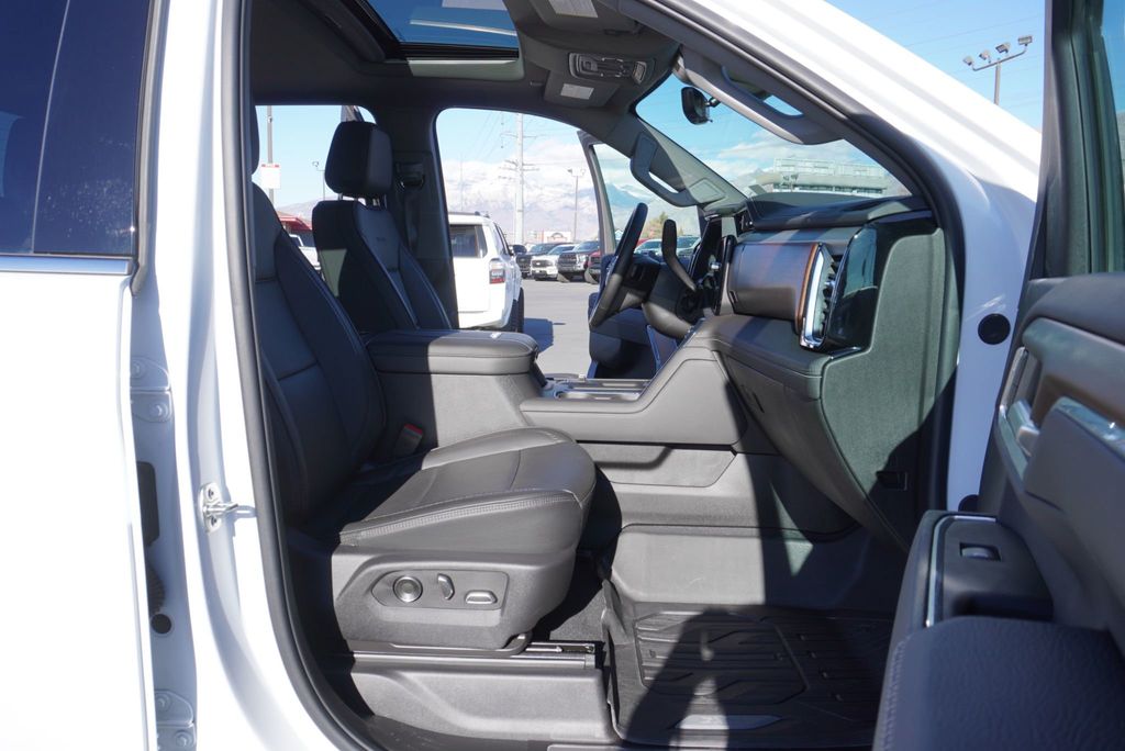 2025 GMC Sierra 3500HD DENALI HD - 22951861 - 24