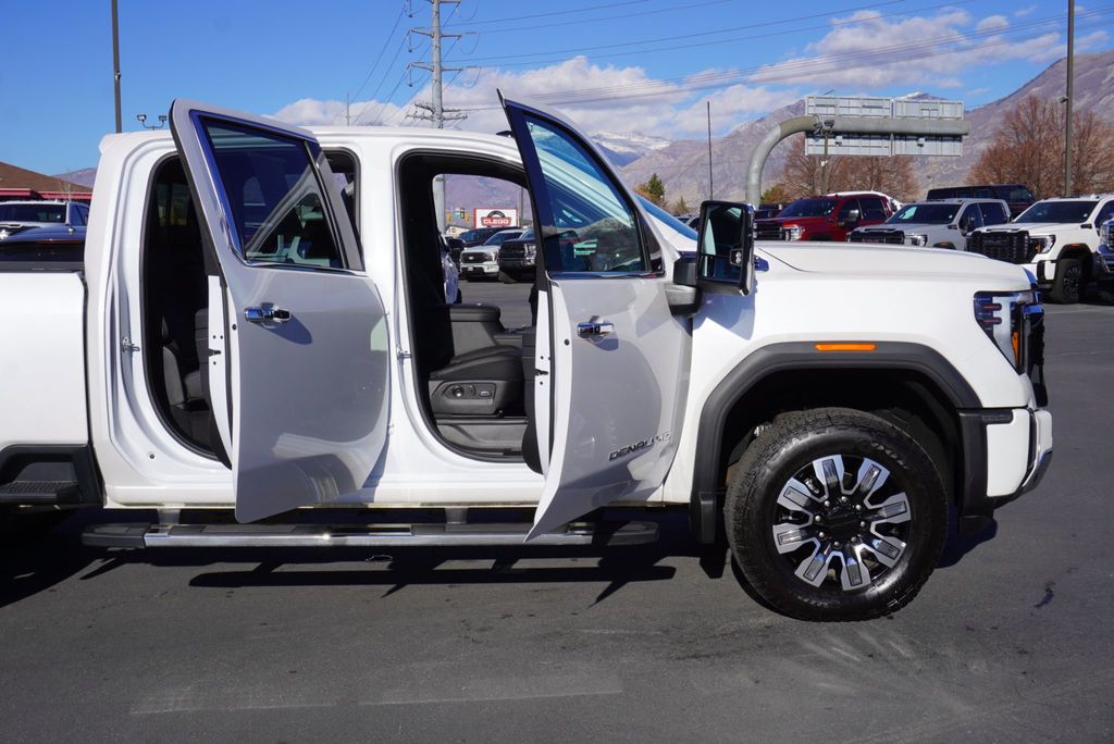 2025 GMC Sierra 3500HD DENALI HD - 22951861 - 26