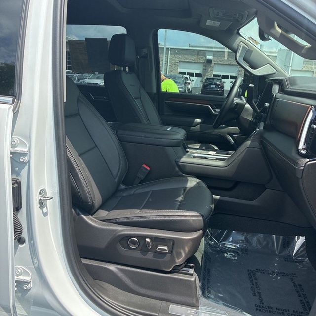 2025 GMC Sierra 3500HD Denali Reserve DRW - 23050170 - 22