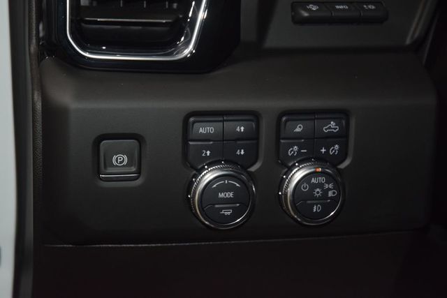 2025 GMC Sierra 3500HD Denali Reserve DRW - 23050170 - 35
