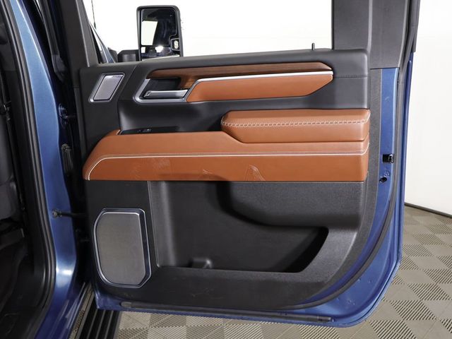 2025 GMC Sierra 3500HD Denali Ultimate - 23016013 - 32