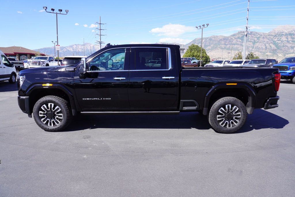 2025 Gmc Sierra HD Denali Ultimate photo 2