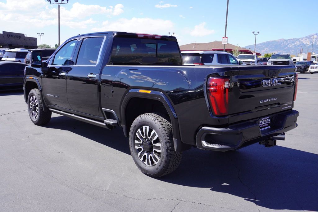 2025 Gmc Sierra HD Denali Ultimate photo 3