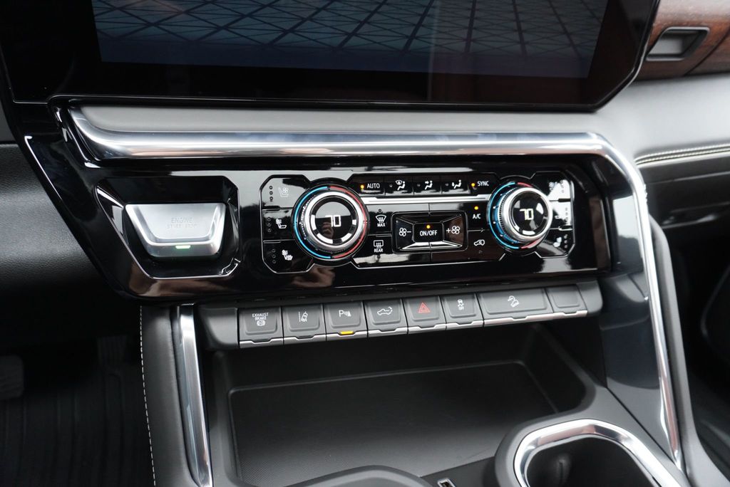 2025 GMC Sierra 3500HD DENALI ULTIMATE - 22932288 - 46