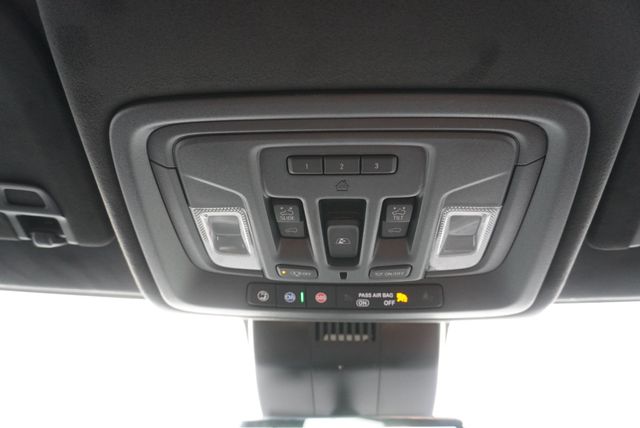 2025 GMC Sierra 3500HD DENALI ULTIMATE - 22932288 - 49