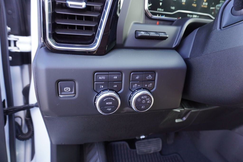 2025 GMC Sierra 3500HD DENALI ULTIMATE - 22941158 - 34