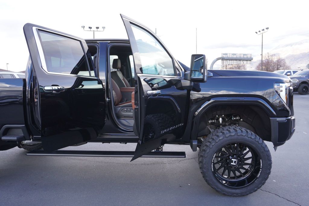 2025 GMC Sierra 3500HD DENALI ULTIMATE - 22947944 - 29