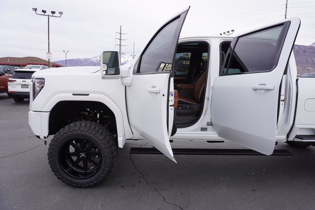 2025 GMC Sierra 3500HD DENALI ULTIMATE - 22965576 - 25