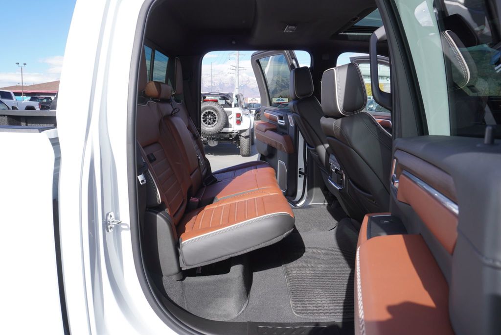 2025 GMC Sierra 3500HD DENALI ULTIMATE - 22965576 - 27