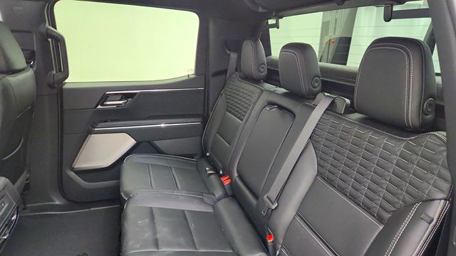 2025 GMC Sierra EV e4WD Crew Cab Max Range Denali - 23011319 - 19