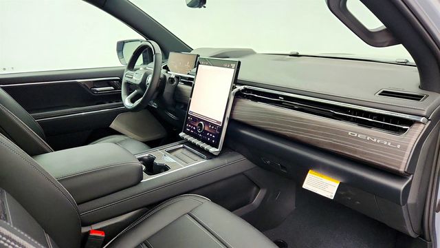 2025 GMC Sierra EV e4WD Crew Cab Max Range Denali - 23011319 - 23