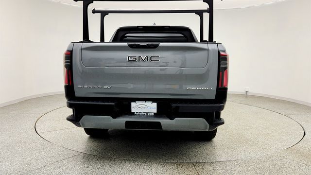 2025 GMC Sierra EV e4WD Crew Cab Max Range Denali - 23011319 - 5