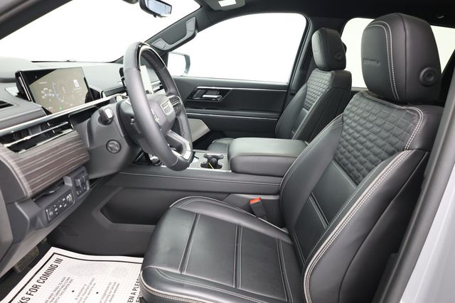 2025 GMC Sierra EV e4WD Crew Cab Max Range Denali (460-Mile Range) - 22971837 - 17