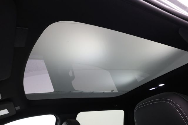 2025 GMC Sierra EV e4WD Crew Cab Max Range Denali (460-Mile Range) - 22971837 - 6