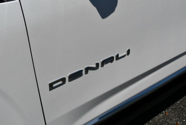2025 GMC Yukon 4WD 4 Door Denali W/Sun & Power Step Package - 23013151 - 11