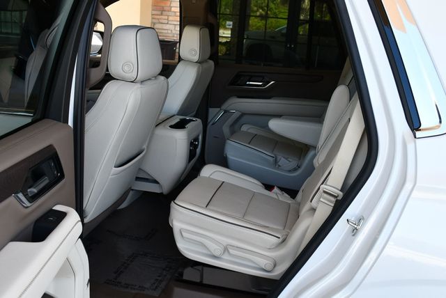 2025 GMC Yukon 4WD 4 Door Denali W/Sun & Power Step Package - 23013151 - 17