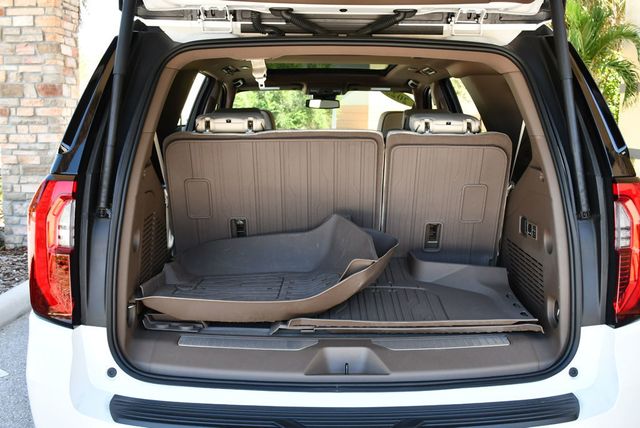 2025 GMC Yukon 4WD 4 Door Denali W/Sun & Power Step Package - 23013151 - 19
