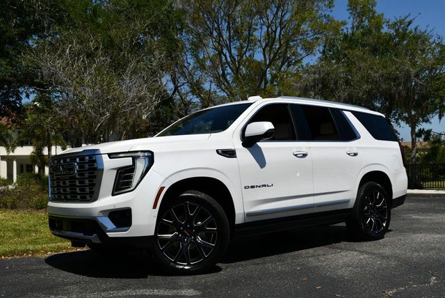 2025 GMC Yukon 4WD 4 Door Denali W/Sun & Power Step Package - 23013151 - 26