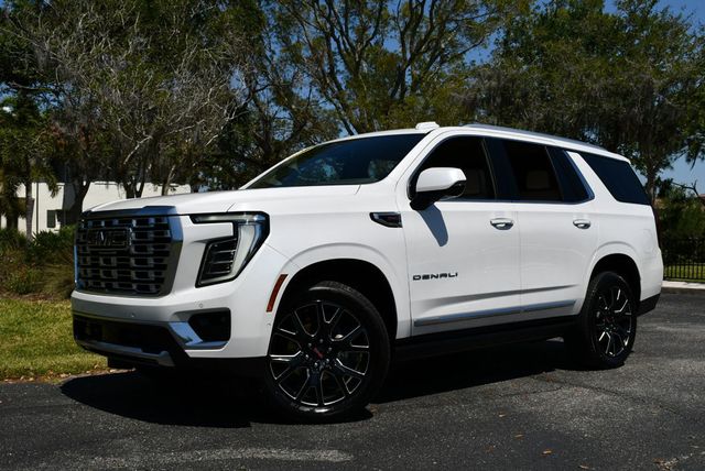 2025 GMC Yukon 4WD 4 Door Denali W/Sun & Power Step Package - 23013151 - 28