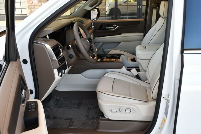 2025 GMC Yukon 4WD 4 Door Denali W/Sun & Power Step Package - 23013151 - 48