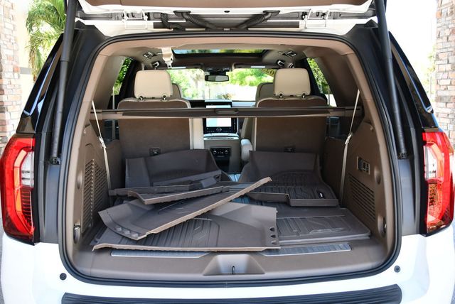 2025 GMC Yukon 4WD 4 Door Denali W/Sun & Power Step Package - 23013151 - 51